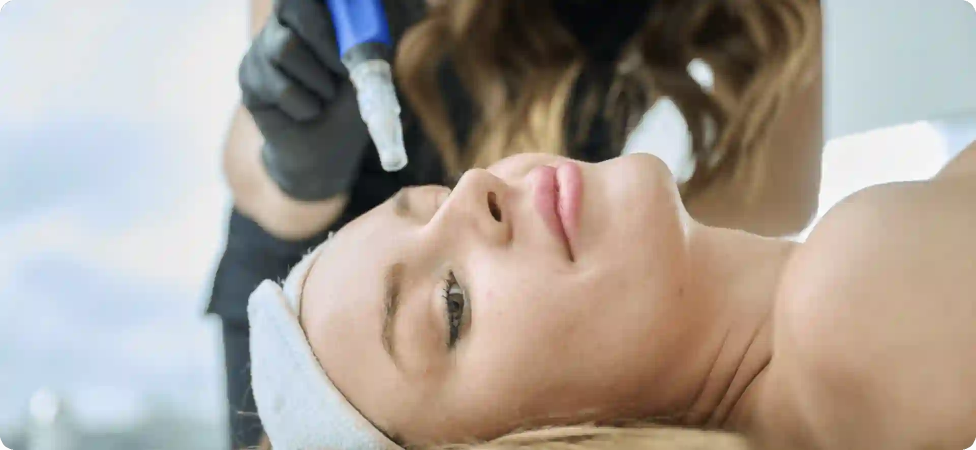 How Do Microneedles Trigger New Collagen and Elastin in Loose Skin Waltham's Cross?